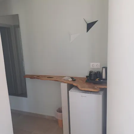 מלון דירות Drimoni Boutique 3*