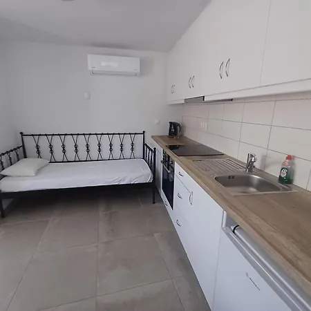 Drimoni Boutique 3* איוס חורה