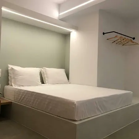 מלון דירות Drimoni Boutique 3*