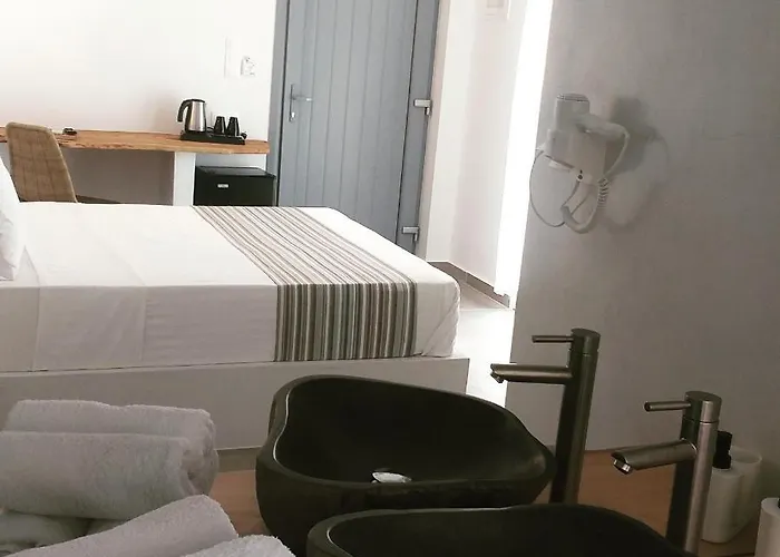 Drimoni Boutique Chora