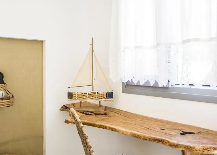 Drimoni Boutique Chora